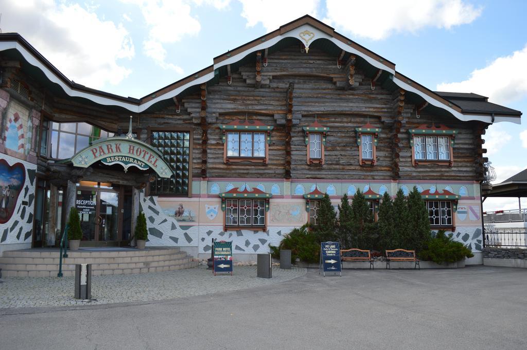 Power Park Accommodation Harma Kültér fotó